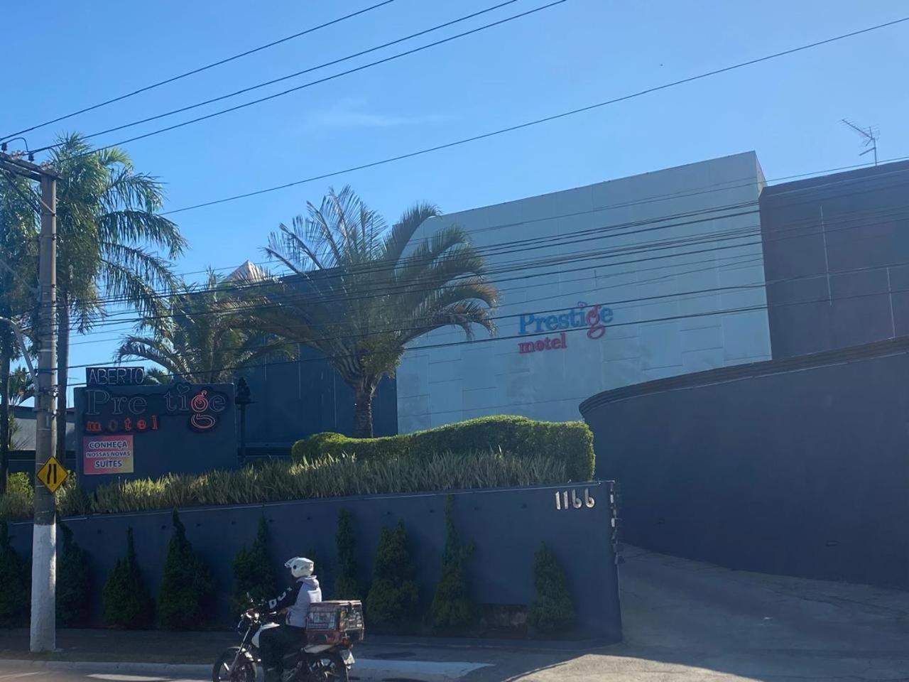 Prestige Motel 3 — Fotos 1