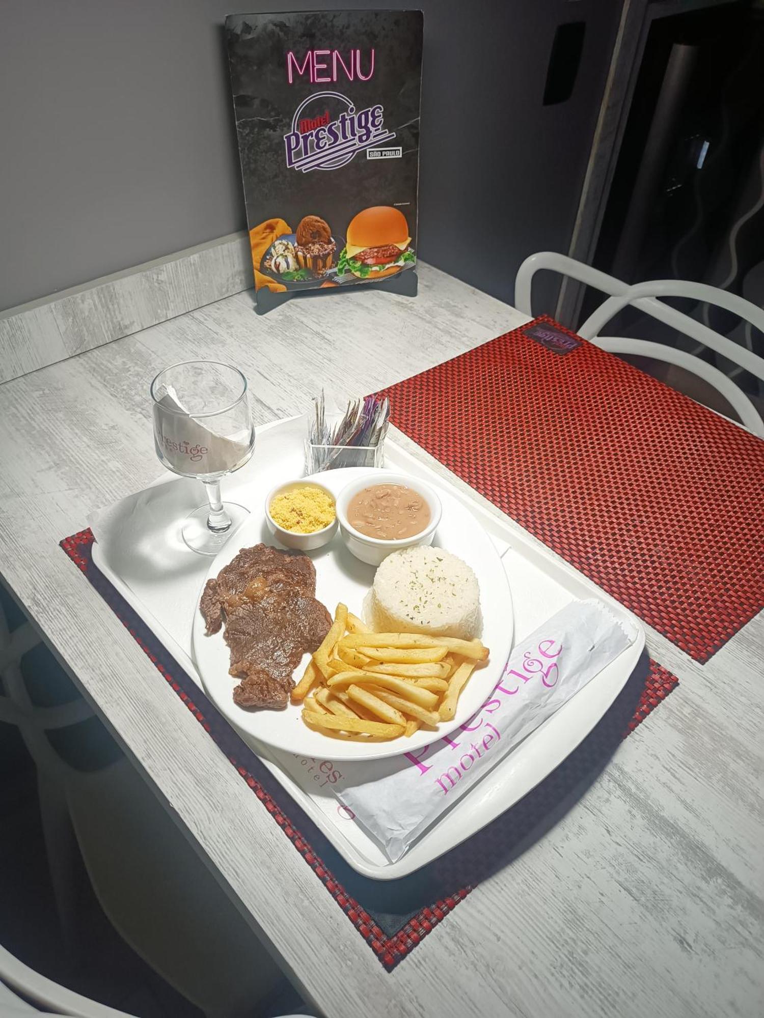 Prestige Motel 3 — Fotos 2